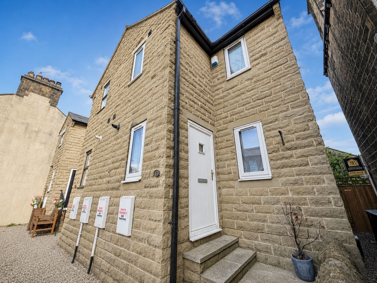 House Dick's Garth Road in Bradford