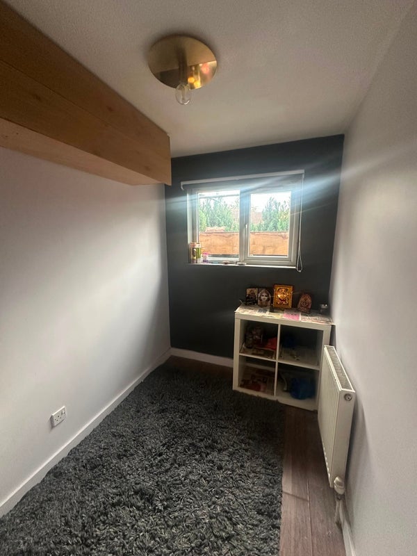 Room Opal Close in Greater London