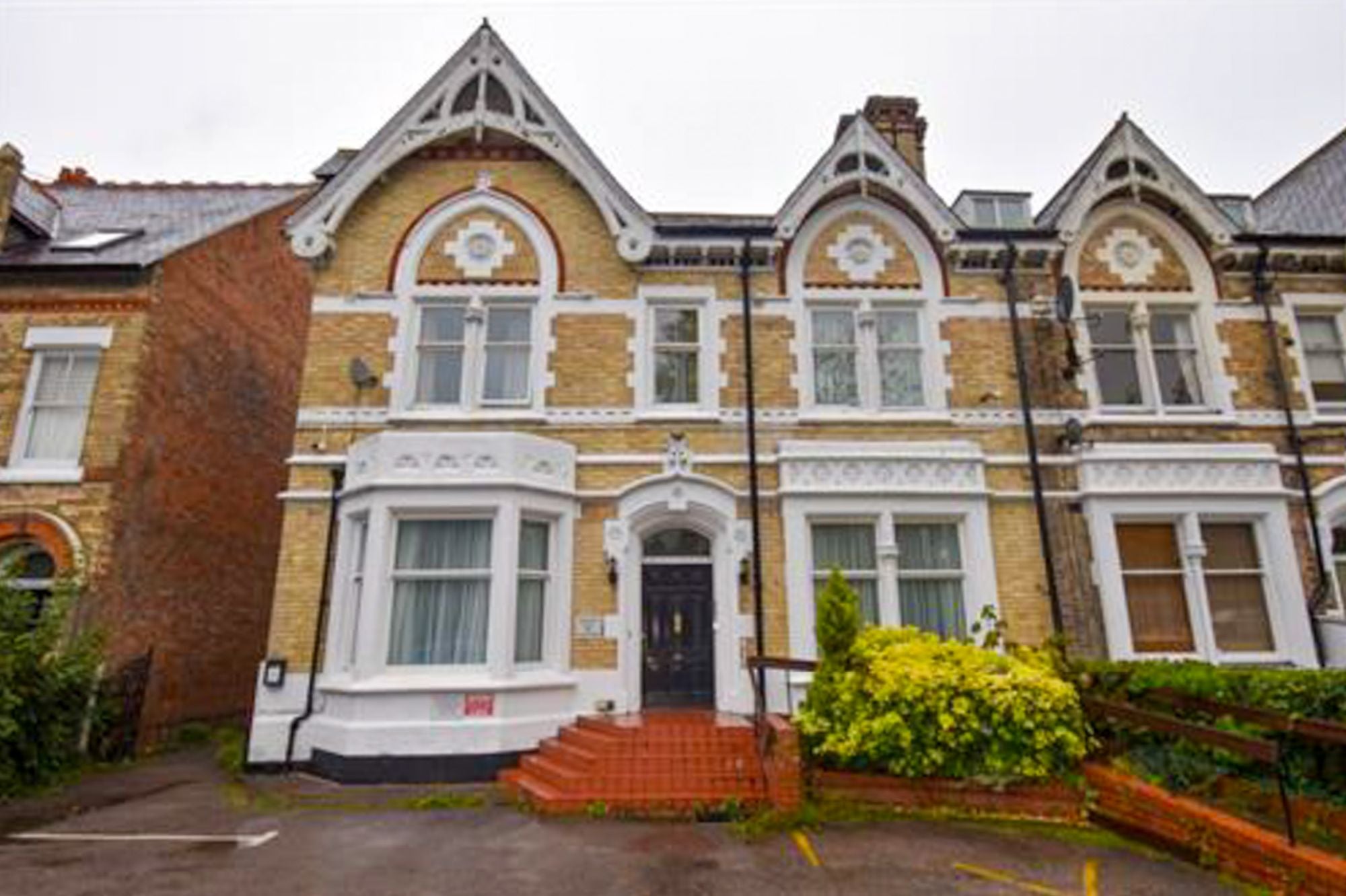 Flat Alexandra Road in Leicester