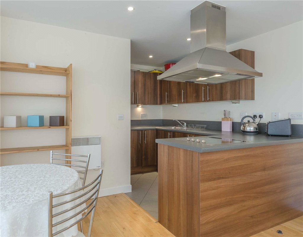 Flat Newington Causeway in Greater London