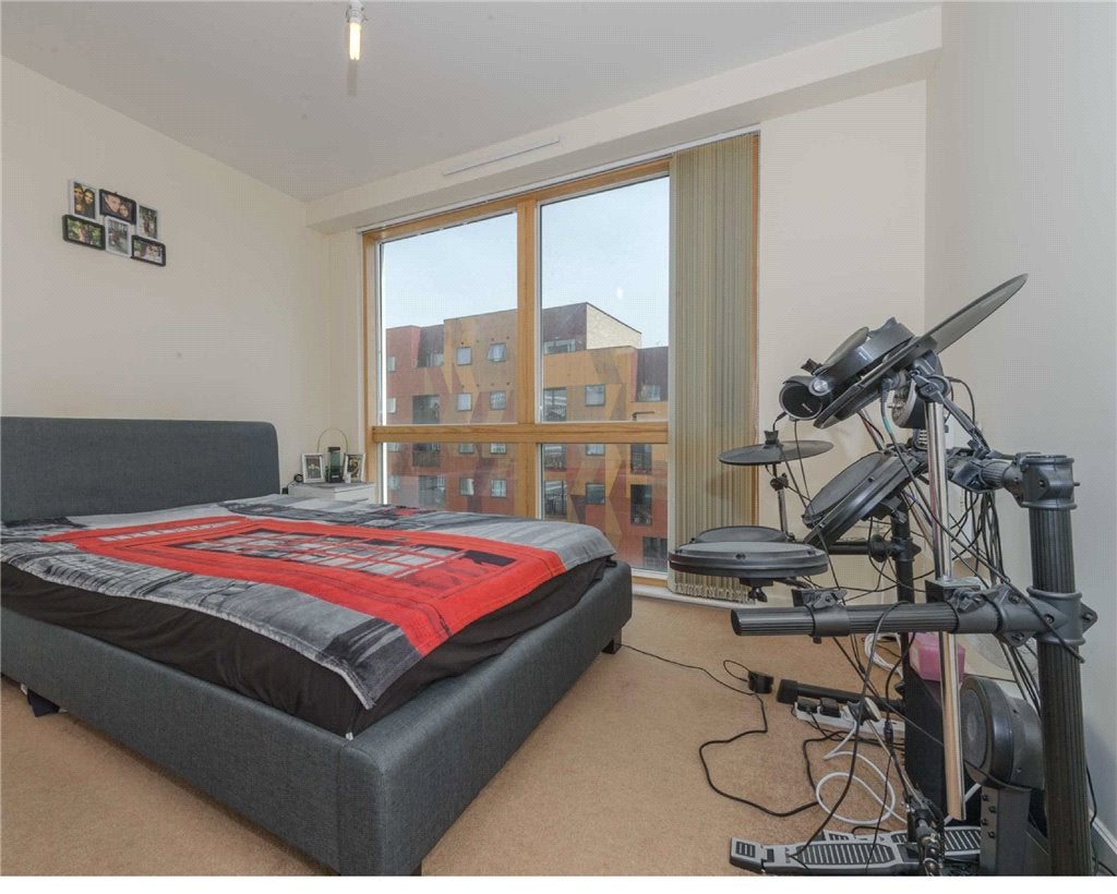Flat Newington Causeway in Greater London