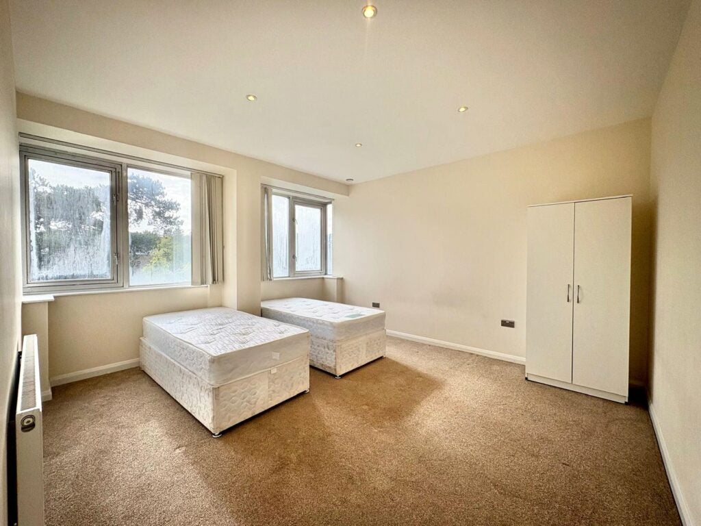 Flat Portesbery Road in Surrey Heath