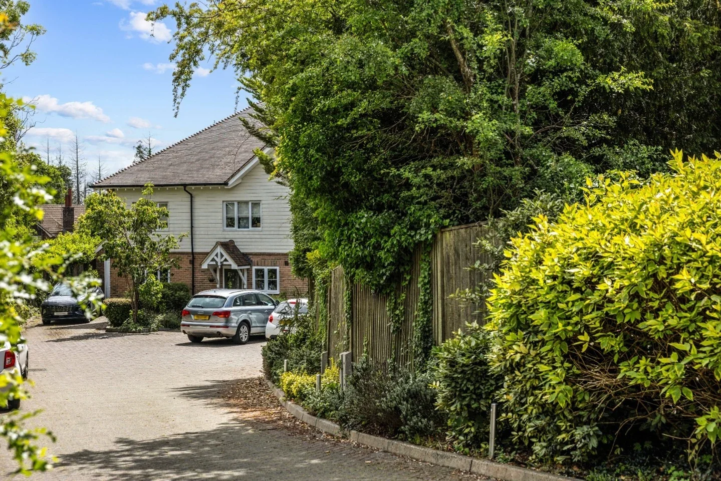 House Henry Mews in Mid Sussex