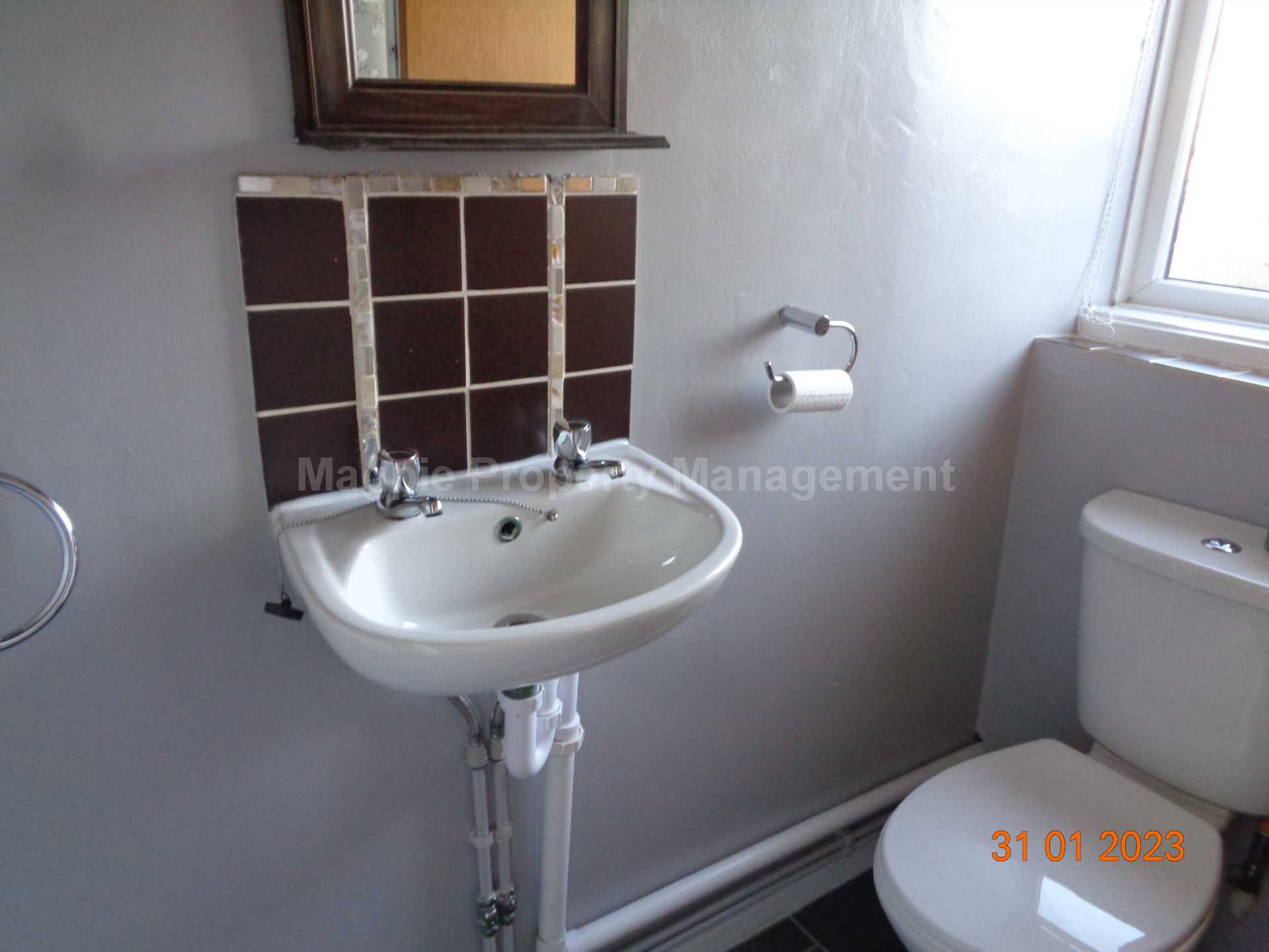 House Regent Close in Huntingdonshire