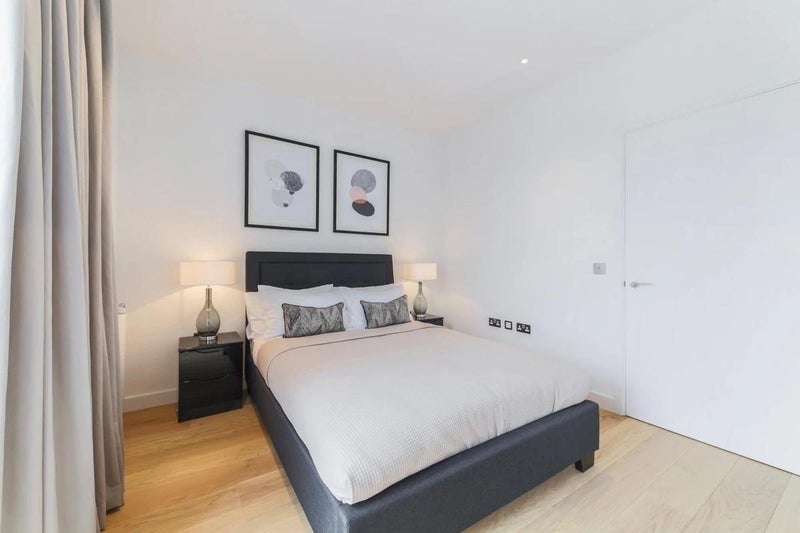 Room Botanic Square in Greater London