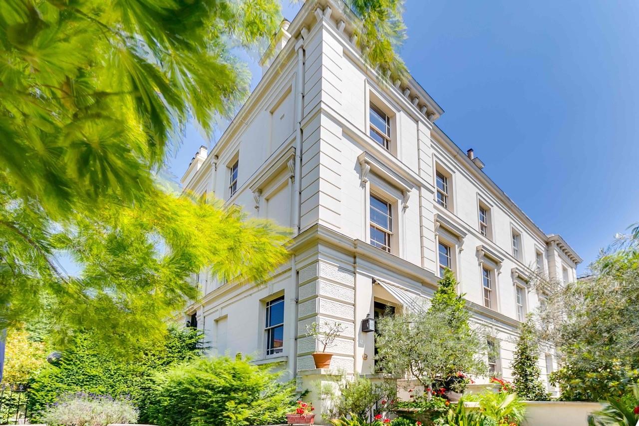 Flat Warwick Avenue in City of Westminster