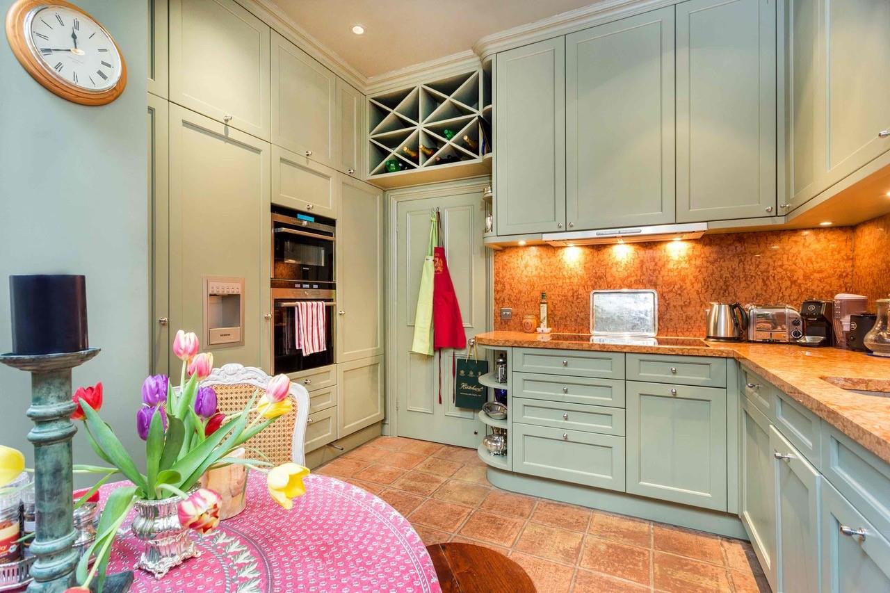 Flat Warwick Avenue in City of Westminster