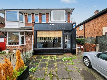Flat High Street in Newcastle-under-Lyme