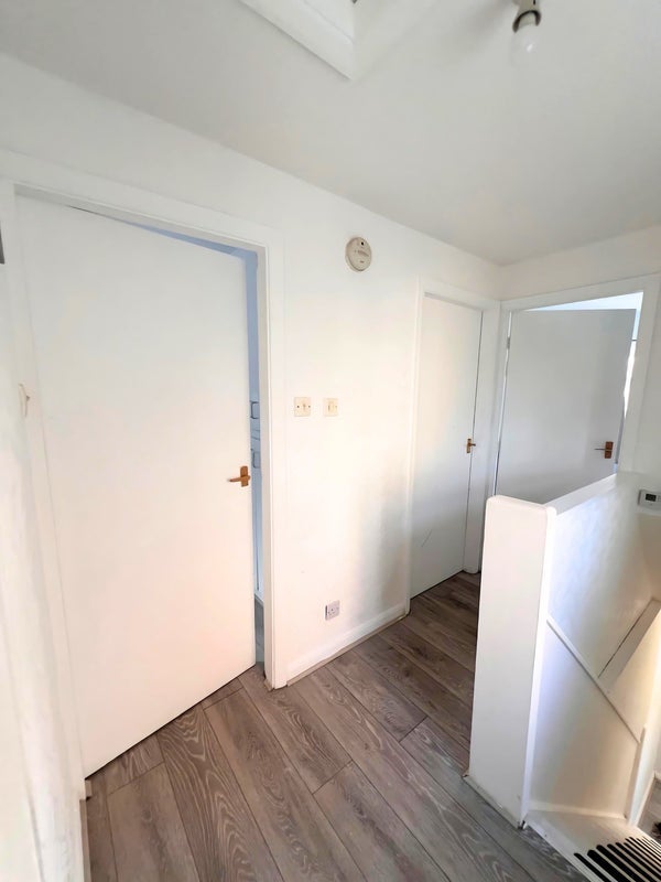Room Minster Road in Sheffield