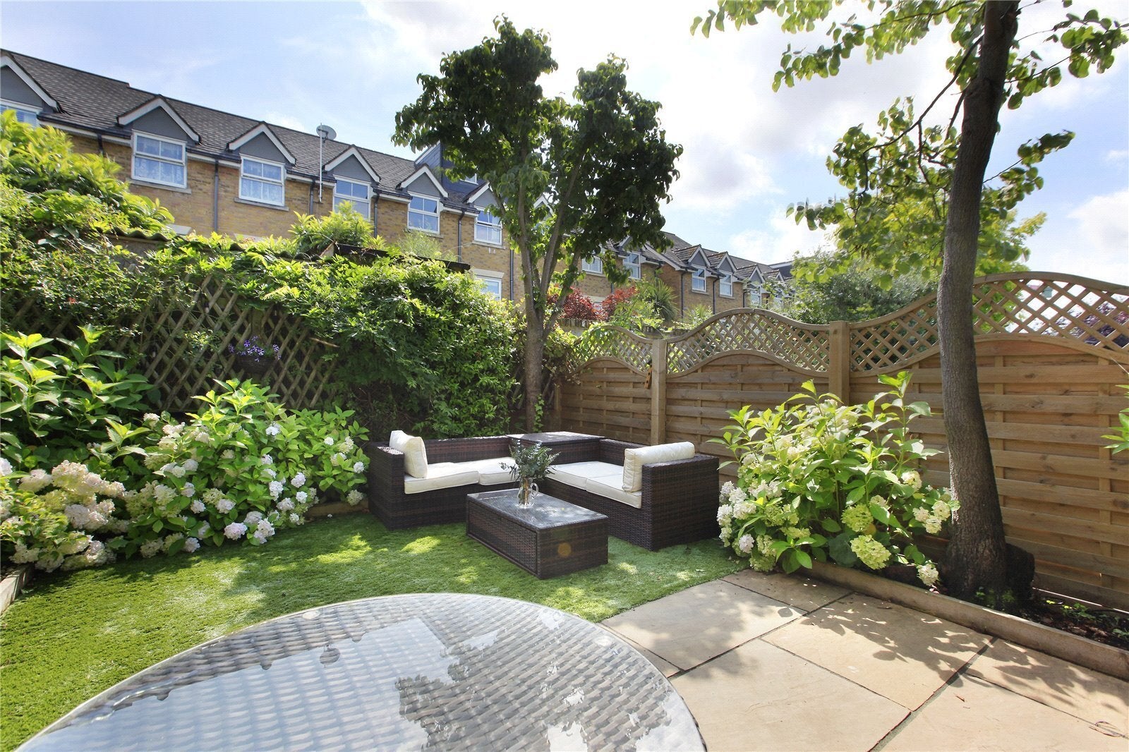 House St. Catherine's Close in Greater London