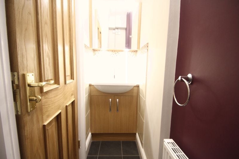 Room Gregory Avenue in Nottingham