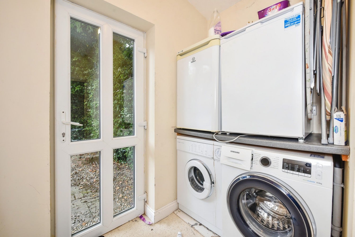 Room Wavell Way in Winchester