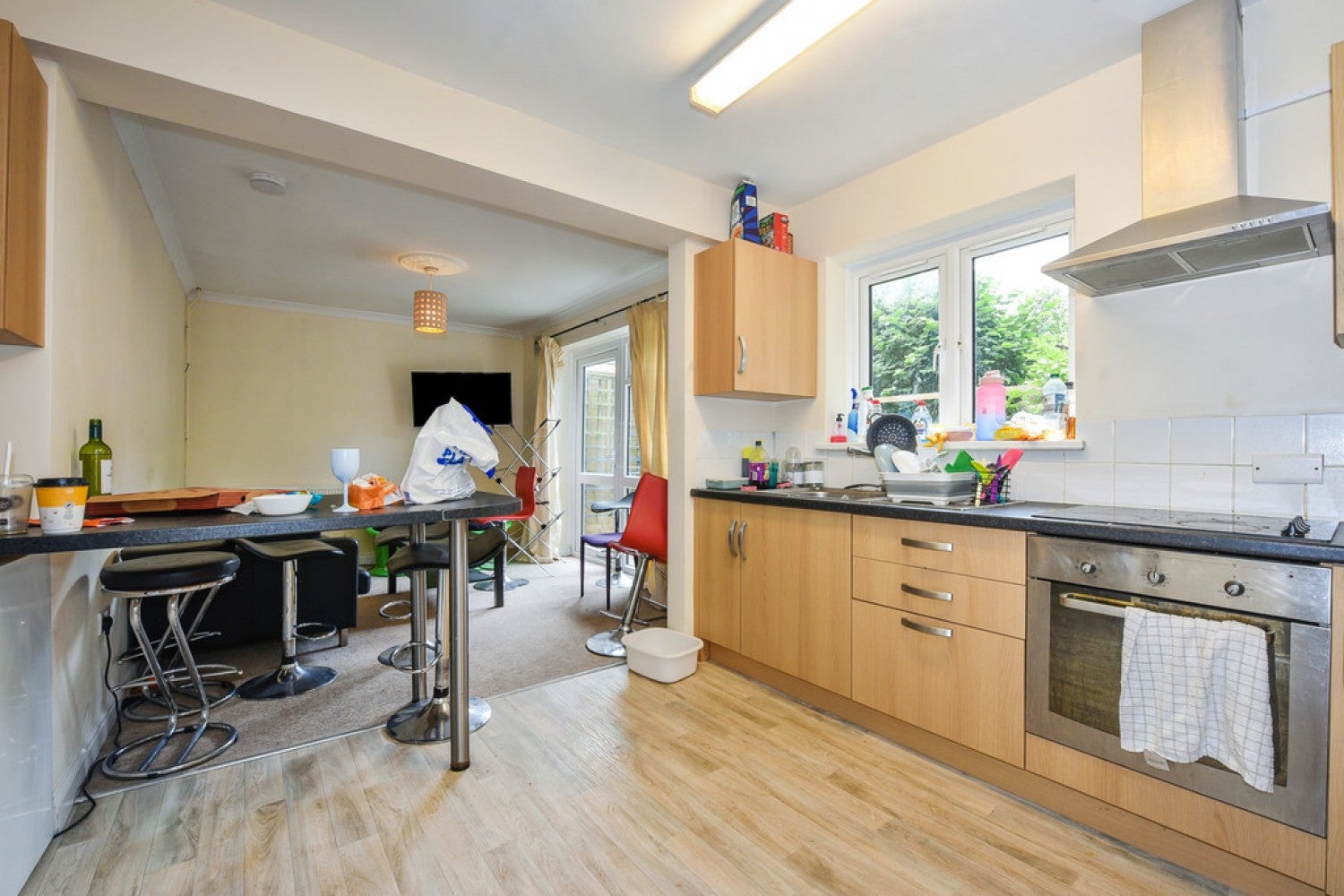 Room Wavell Way in Winchester