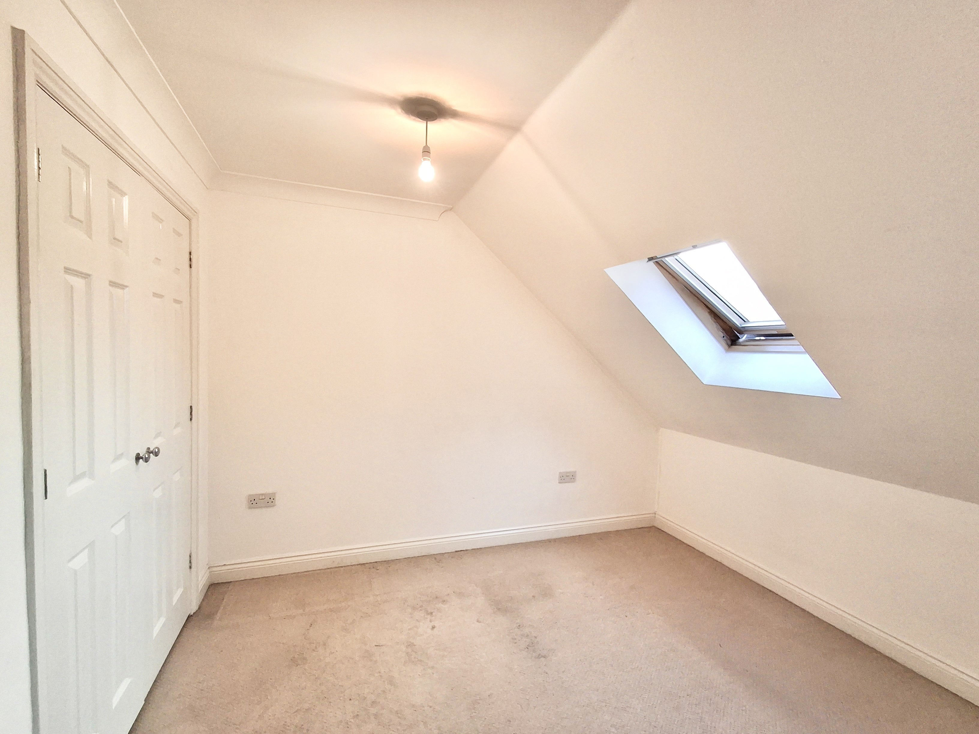 Flat Catherington Lane in East Hampshire