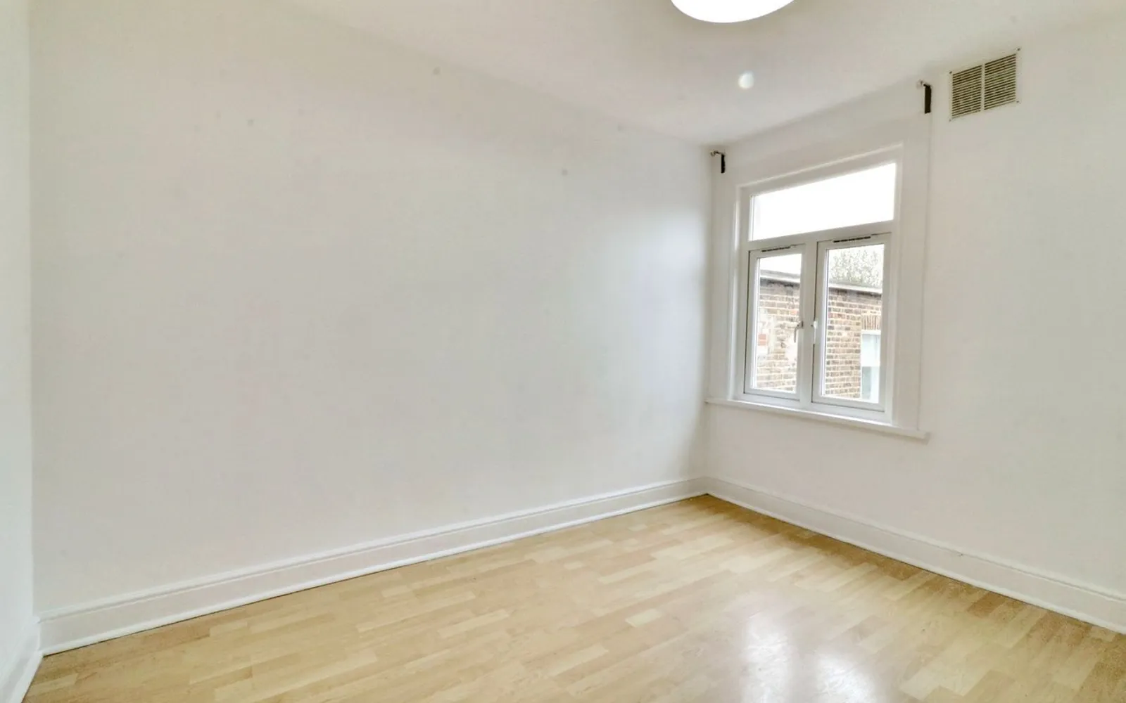 House Denzil Road in Greater London