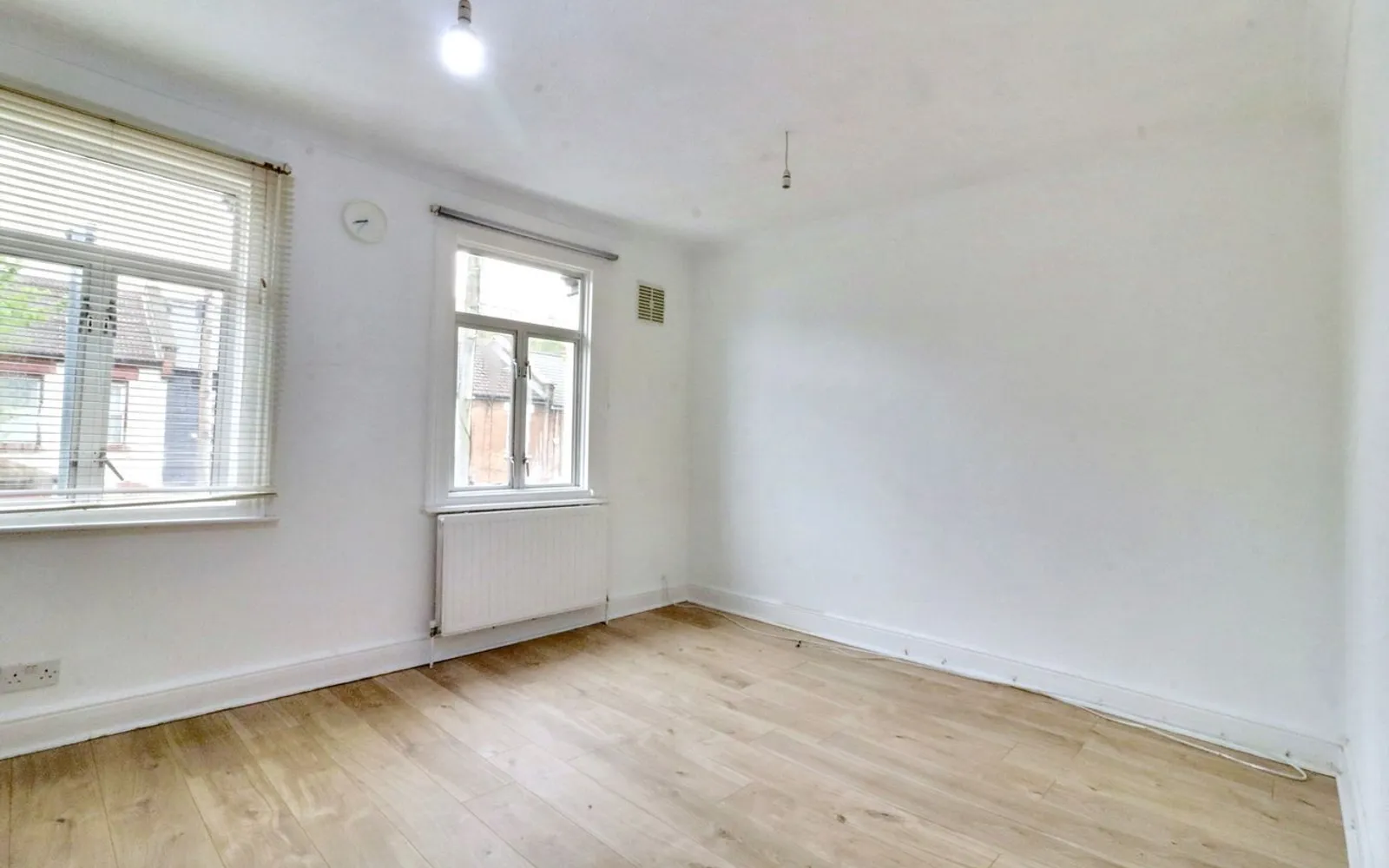 House Denzil Road in Greater London