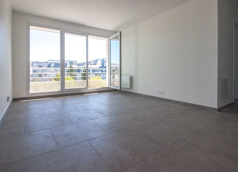 Appartement Rue des Astres Beiges à Cergy