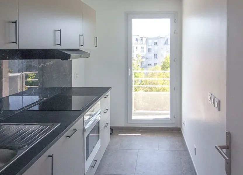 Appartement Rue des Astres Beiges à Cergy