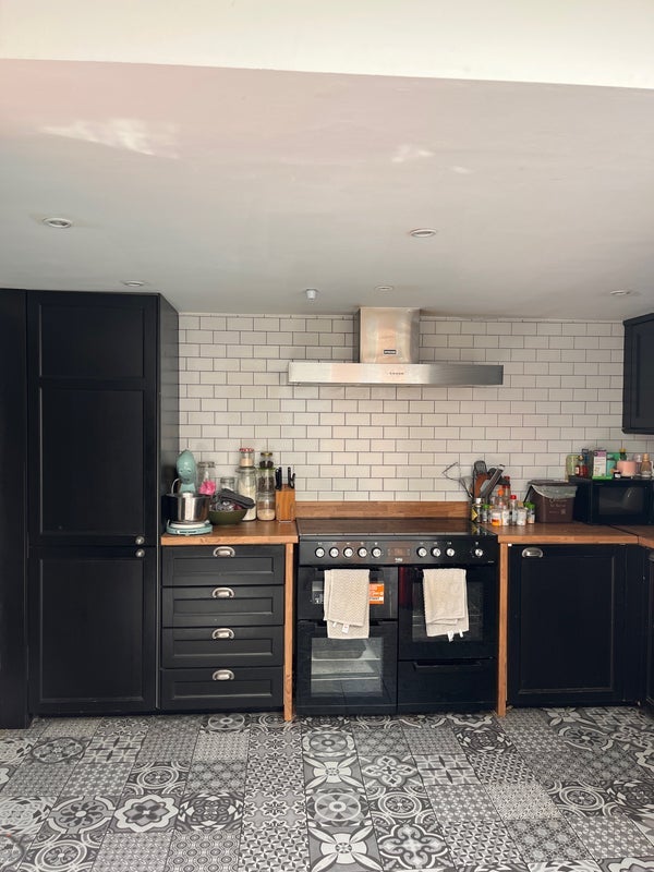 Room Lodge Lane in Greater London