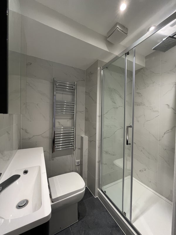 Room Marylebone Road in City of Westminster