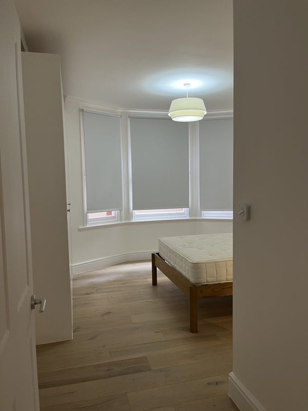 Room Marylebone Road in City of Westminster