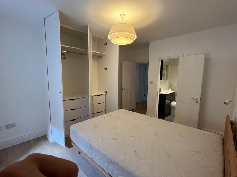 Room Marylebone Road in City of Westminster
