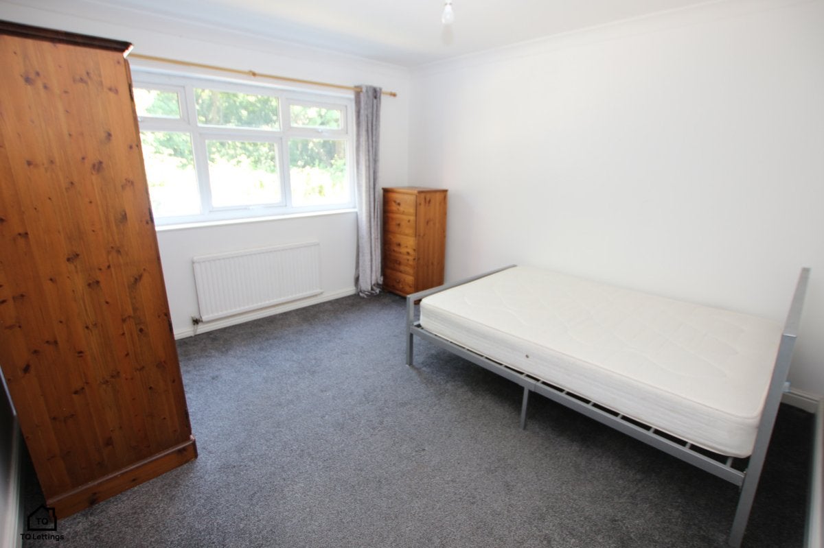 Flat Palatine Road in Manchester