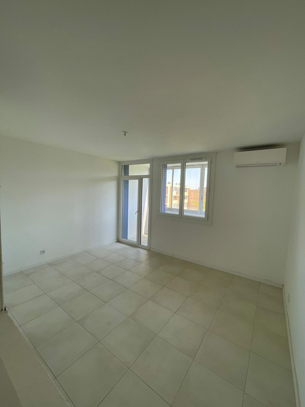 Appartement Boulevard Jean Cocteau à Nîmes