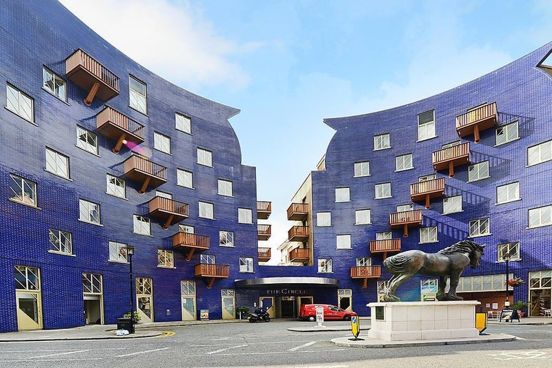 Flat Queen Elizabeth Street in Greater London