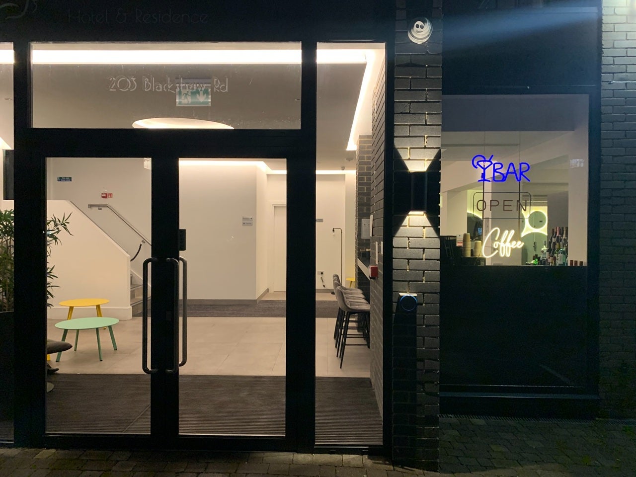 Room Perimeter Road in Greater London