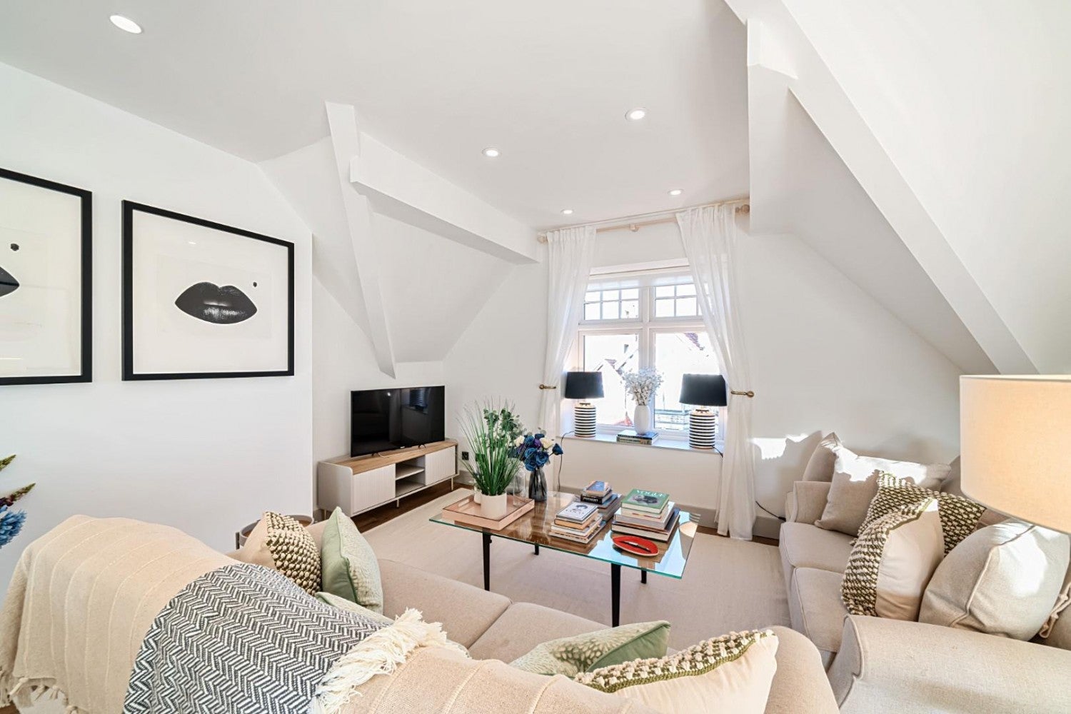 Flat Tewit Well Road in Harrogate