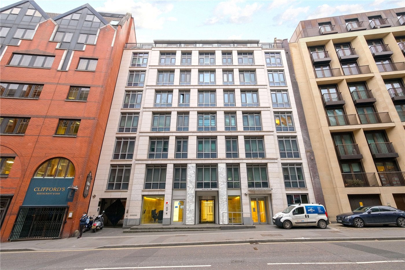Flat Fetter Lane in City of London