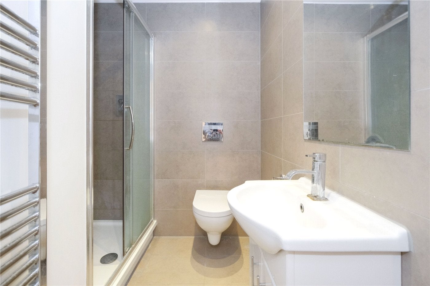 Flat Fetter Lane in City of London