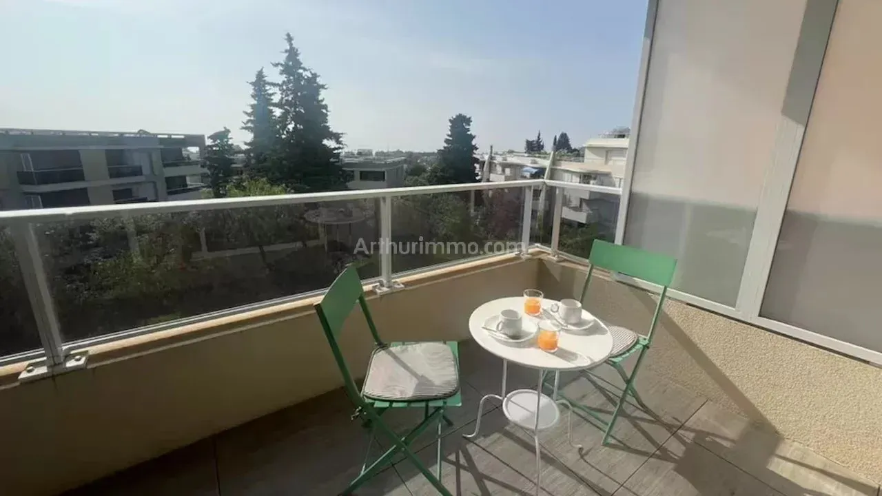 Appartement Avenue de La Bermone à Villeneuve-Loubet