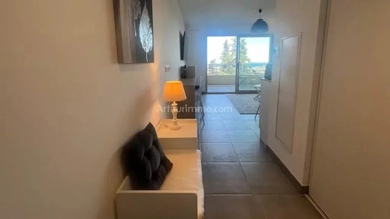 Appartement Avenue de La Bermone à Villeneuve-Loubet