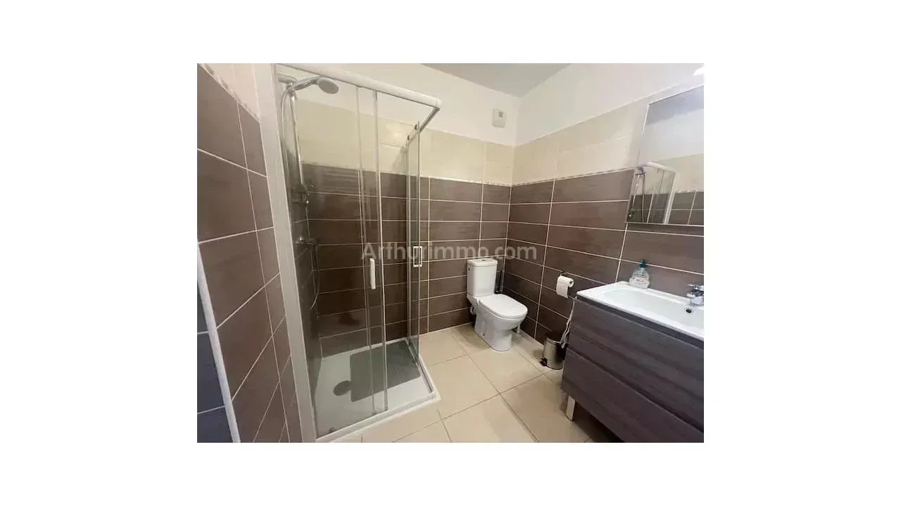 Appartement Avenue de La Bermone à Villeneuve-Loubet