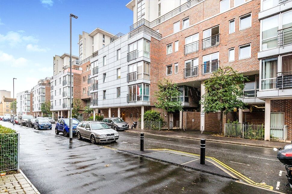 Flat Cross Street in Portsmouth