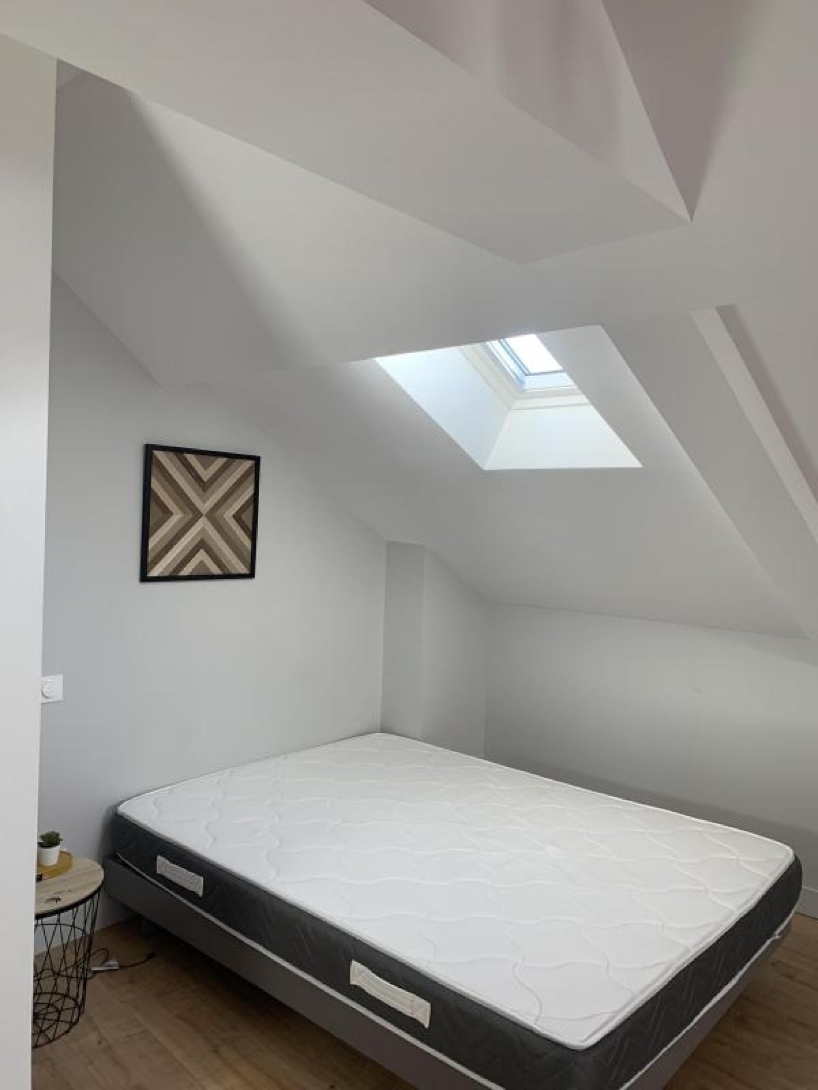 Chambre Rue de l'Évêque Émilien à Nantes