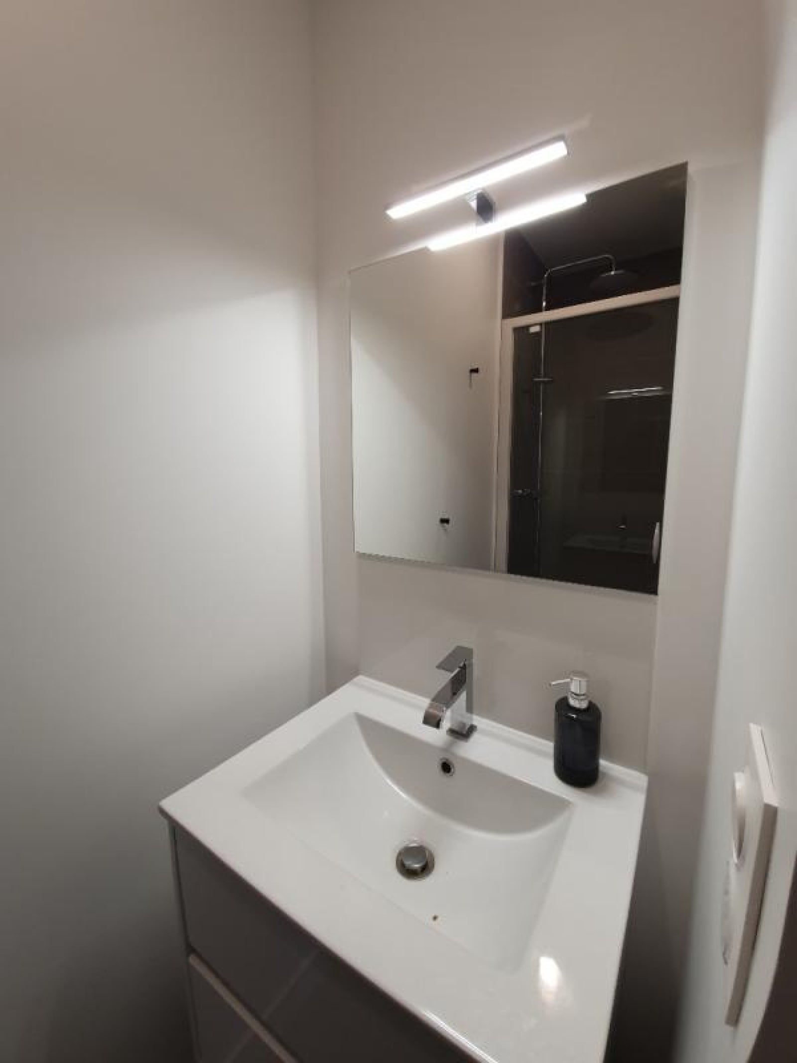Chambre Rue de l'Évêque Émilien à Nantes