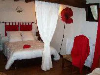 Room Rue le Pesle in Lunay