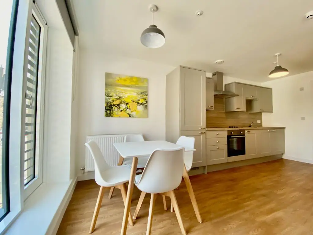 Flat Leven Street in City of Edinburgh
