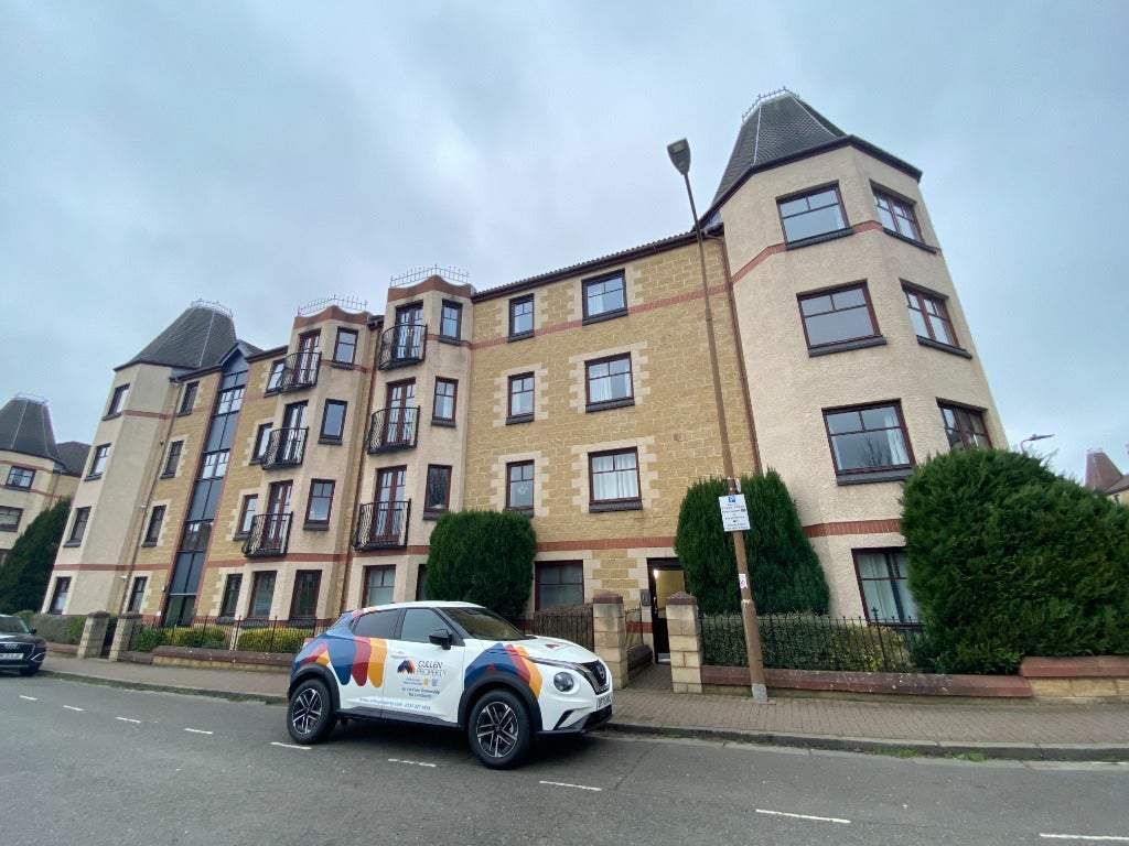 Flat West Bryson Road in City of Edinburgh
