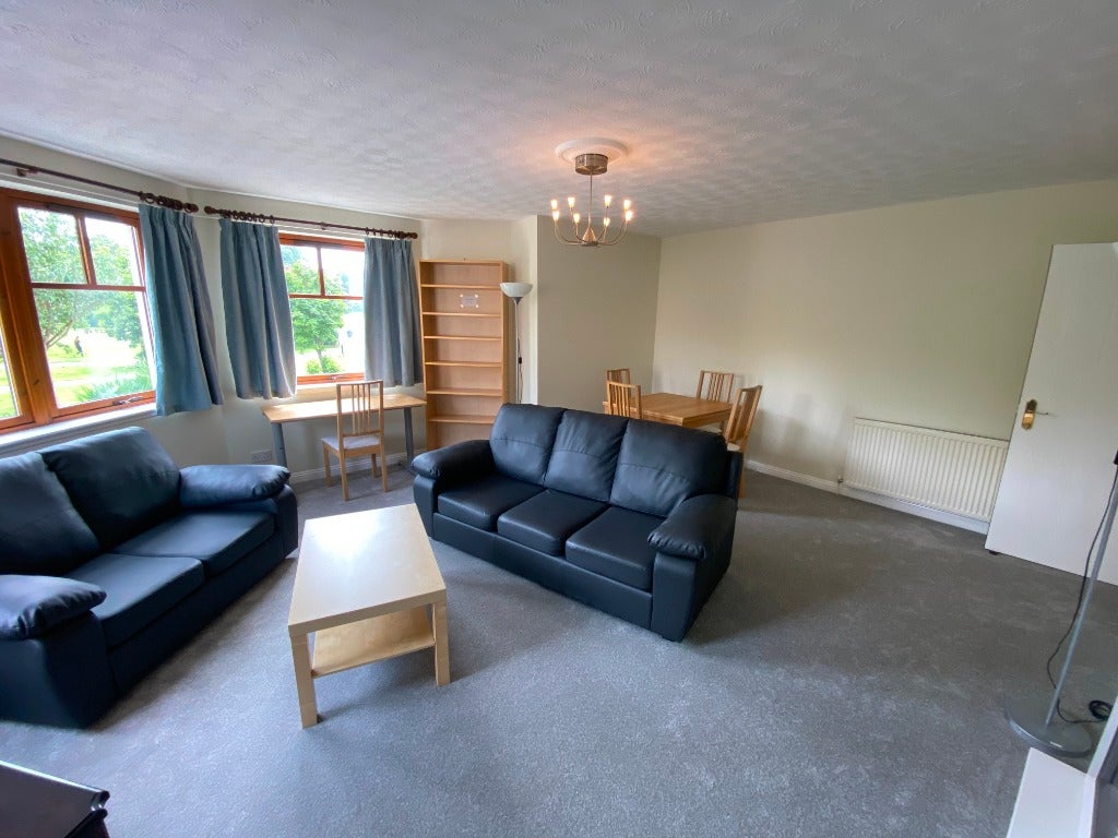 Flat West Bryson Road in City of Edinburgh