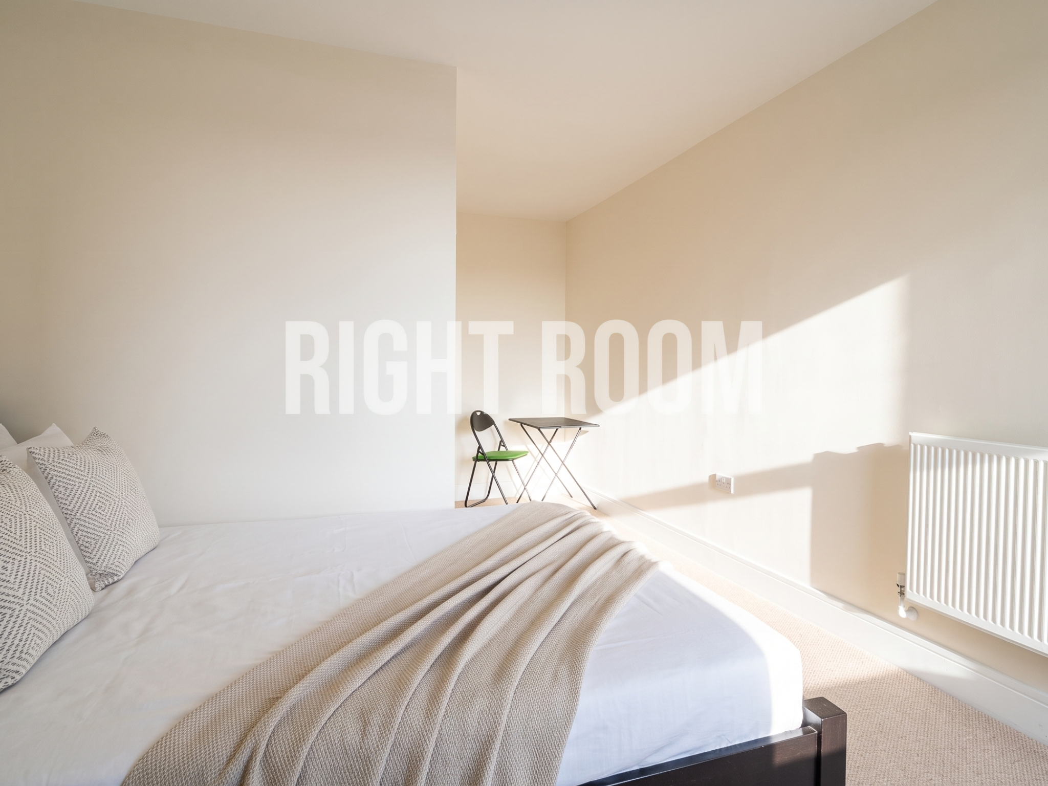 Flat Millharbour in Greater London
