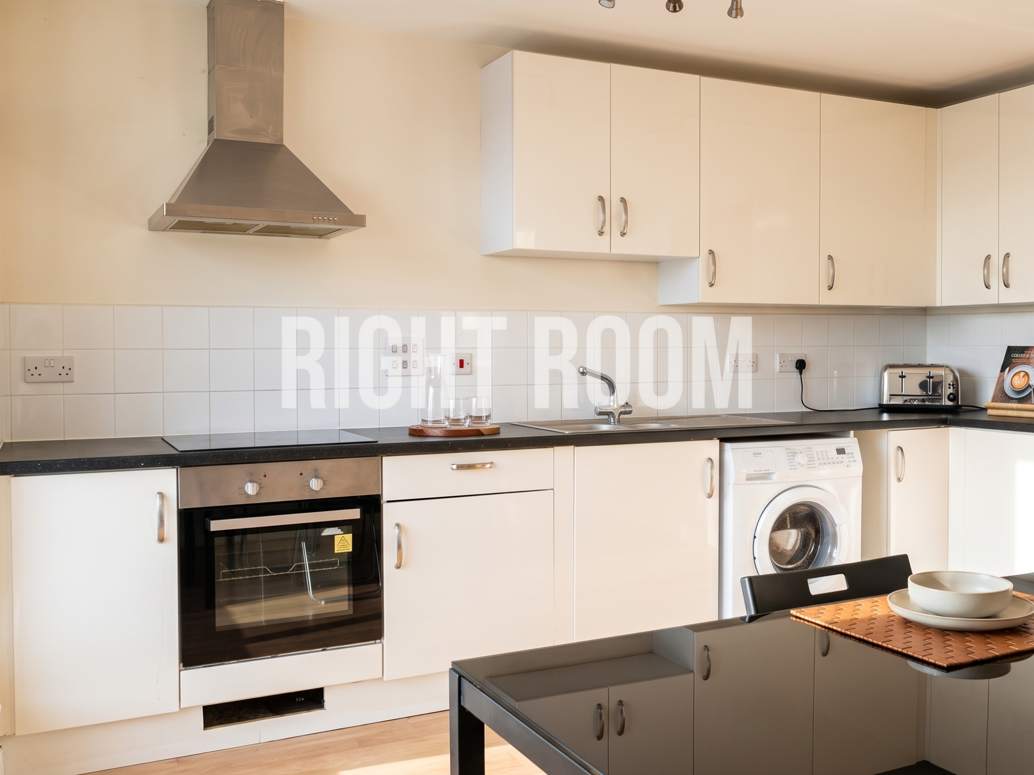Flat Millharbour in Greater London