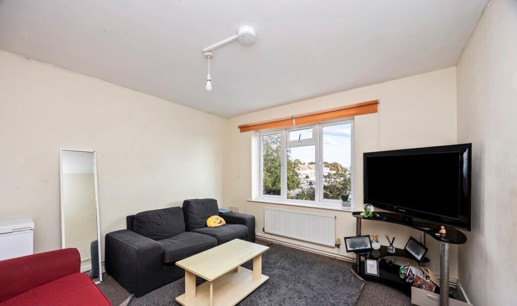 Flat Wolseley Road in Brighton
