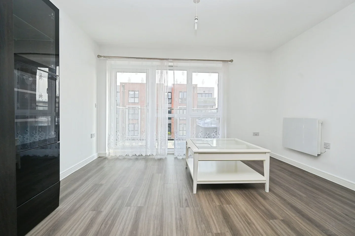Flat Holmesley Road in Hertsmere