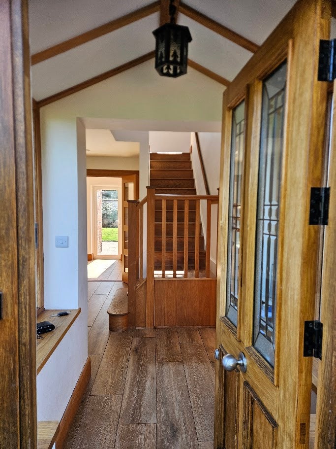 House Honey Lane in Hurley