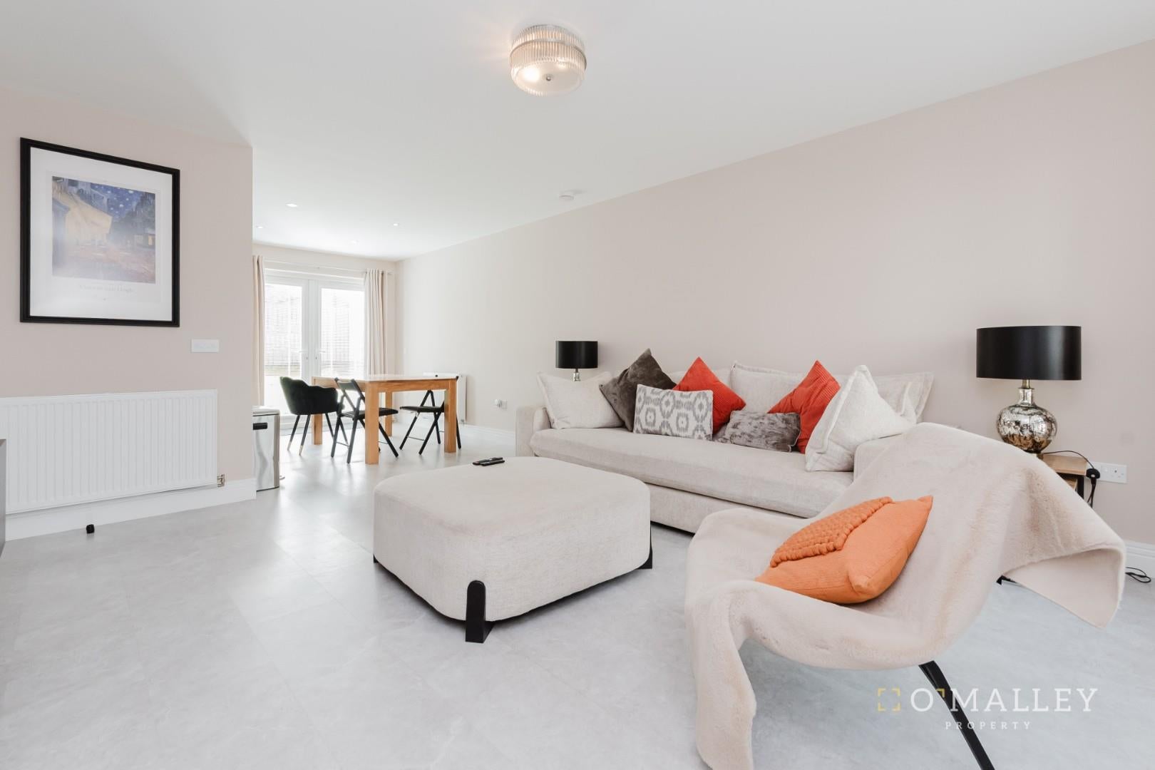 House Alexander Gardens in Coatbridge