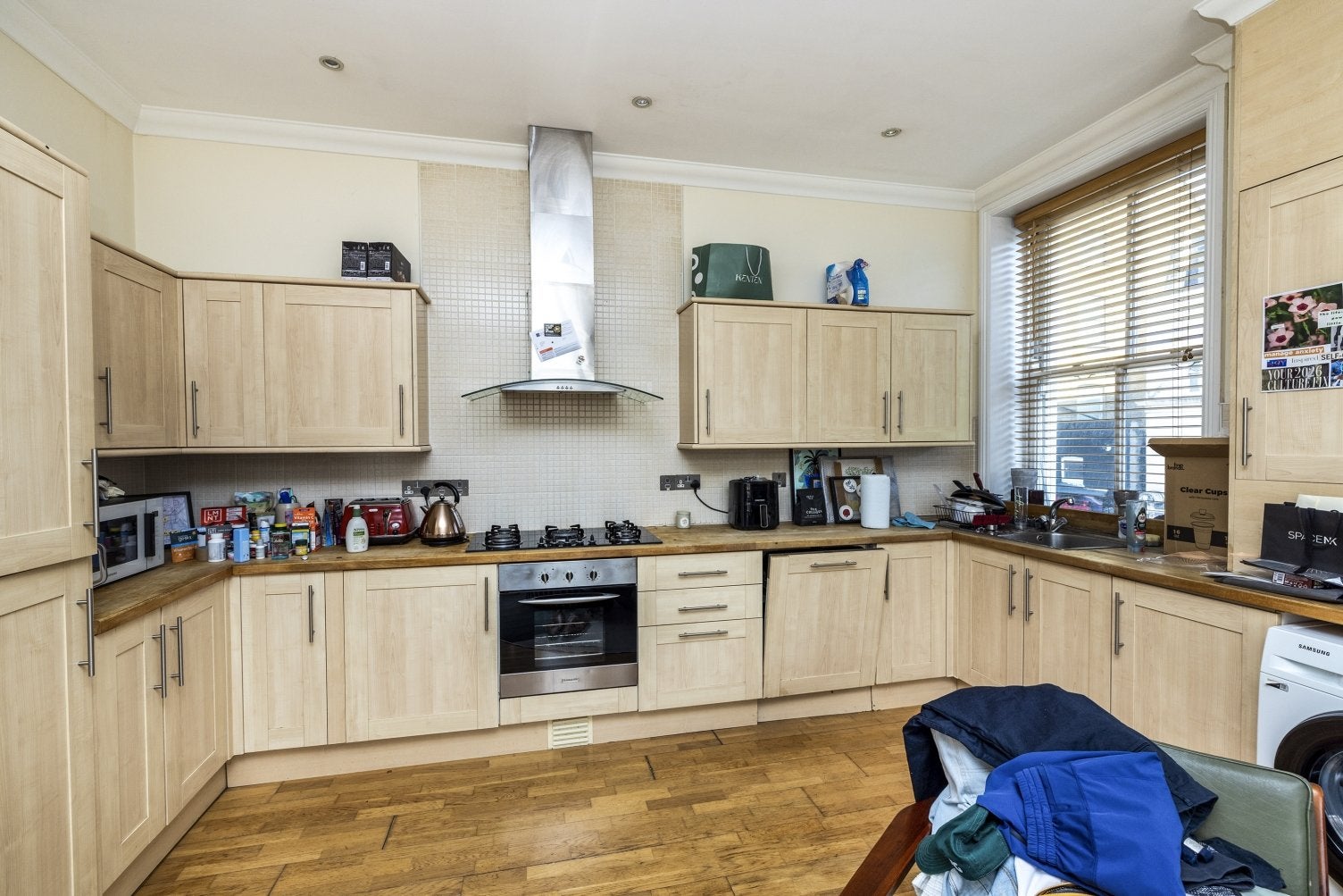Flat Shakespeare Road in Greater London